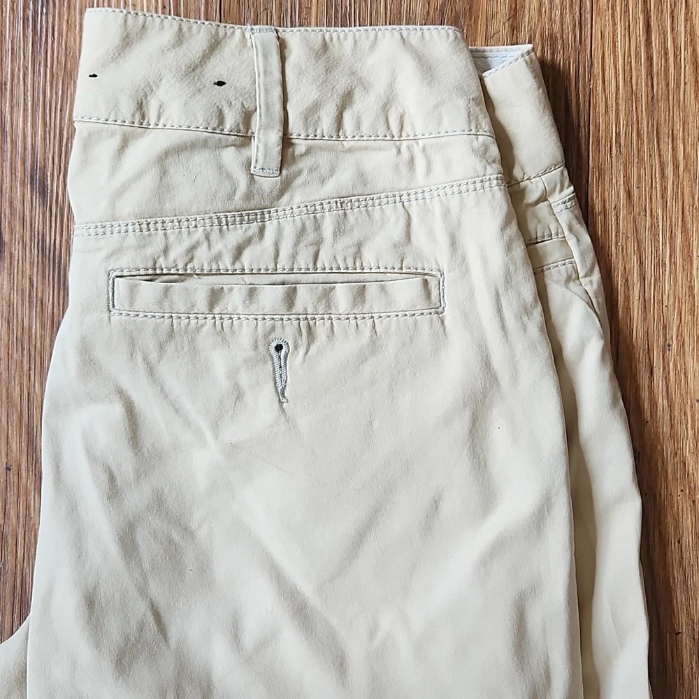 Banana Republic cargo pants - Picture 2 of 3